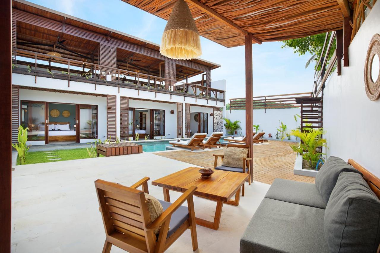 Villa Sakura. Luxury 3 Bedroom Villa. เซอลงเบอลานัก ภายนอก รูปภาพ